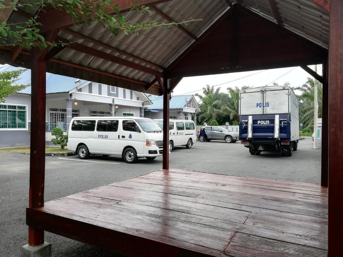 Homestay Hj Esmon Parit Raja Uthm Batu Pahat Luaran gambar