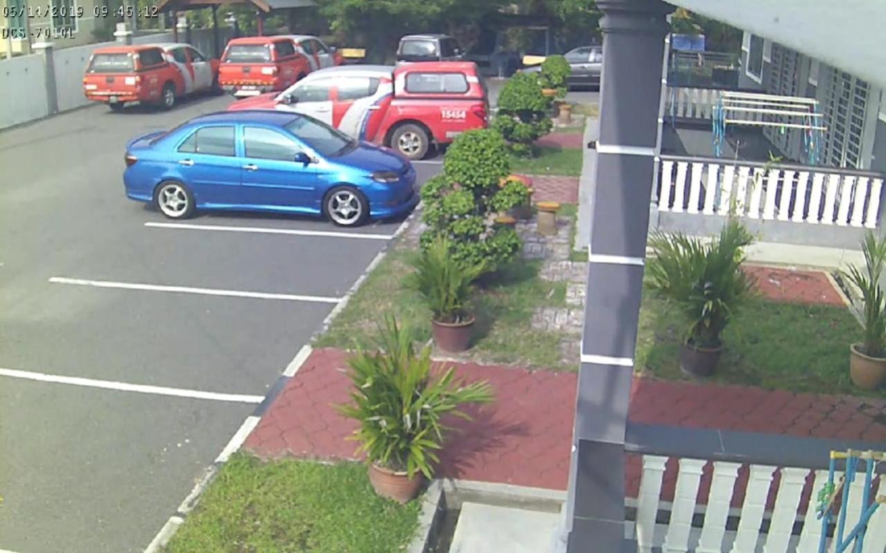 Homestay Hj Esmon Parit Raja Uthm Batu Pahat Luaran gambar